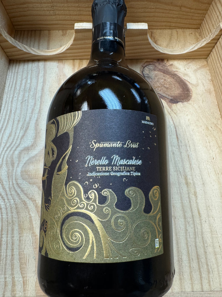 Cantine Madaudo Nerello Mascalese Brut NV IGT