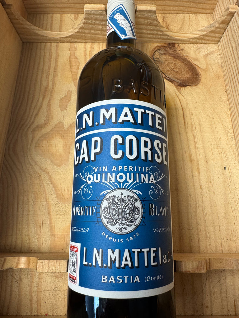 L.N. Mattei Cap Corse Quinquina Blanc